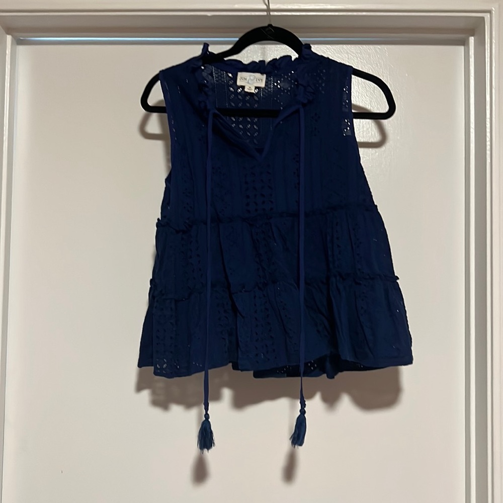 Navy vacay top